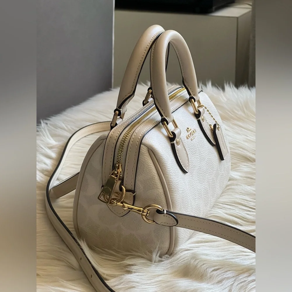 💰SOLD - CW329 - Coach Mini Rowan Crossbody Bag in Signature Canvas - Picture 3 of 13